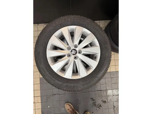 SEAT Arona 1.0 TSI AUTOM. Style Connect 2024 Benzine 36