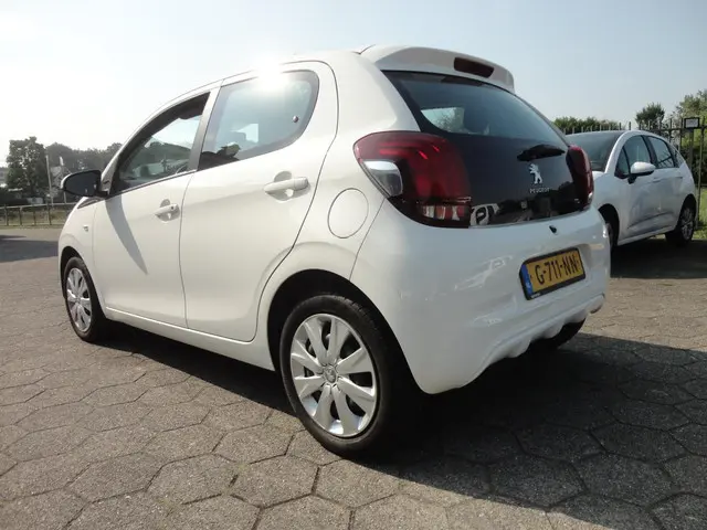 Peugeot 108 1.0 e-VTi Active AIRCO/BT/5 DEURS 2019 Benzine 4