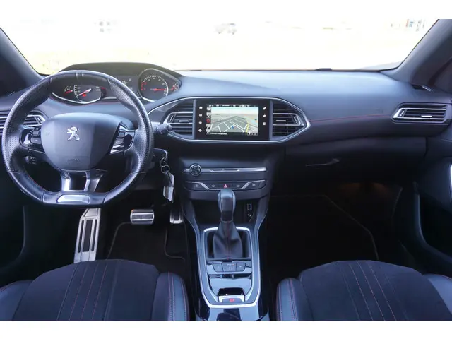 Peugeot 308 1.2 PureTech GT-line AUTOMAAT 2015 Benzine 8