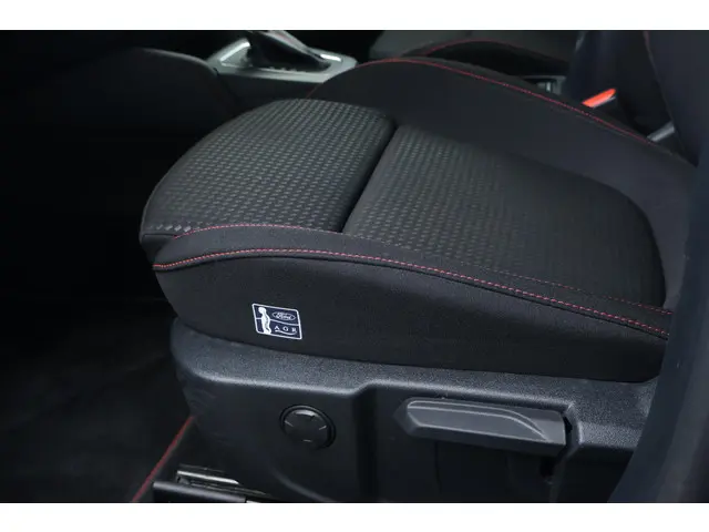 Ford Focus 1.0 EcoBoost Hybrid ST Line X 2024 Benzine 13