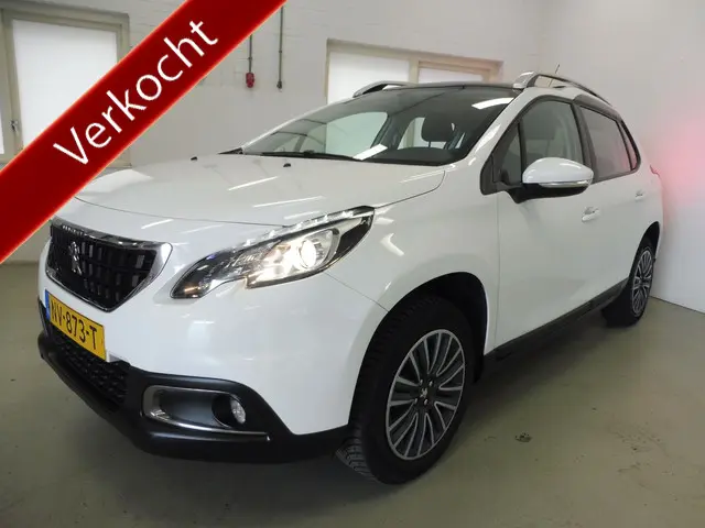 Peugeot 2008 1.2 PureTech Blue Lion 2017 Benzine