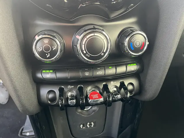 MINI One Mini 1.5 2018 Benzine 10