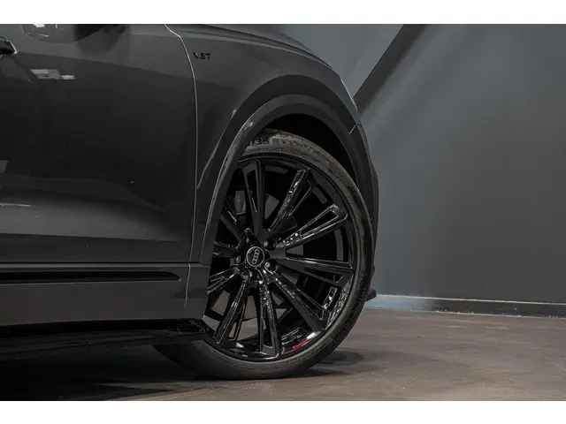 Audi SQ8 4.0 TFSI Quattro 2021 Benzine 19