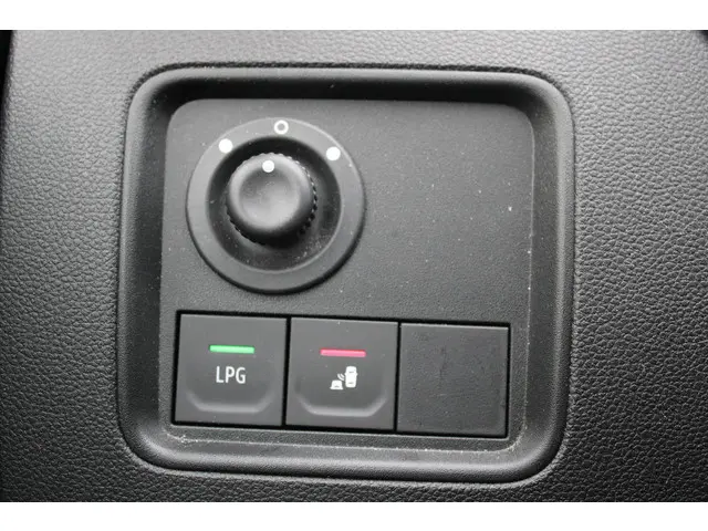 Dacia Duster TCe 100 Bi-Fuel Prestige 2021 Benzine 16