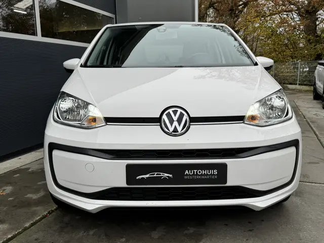 Volkswagen up! 1.0 MPI 60pk BMT move up! 2020 Benzine 4