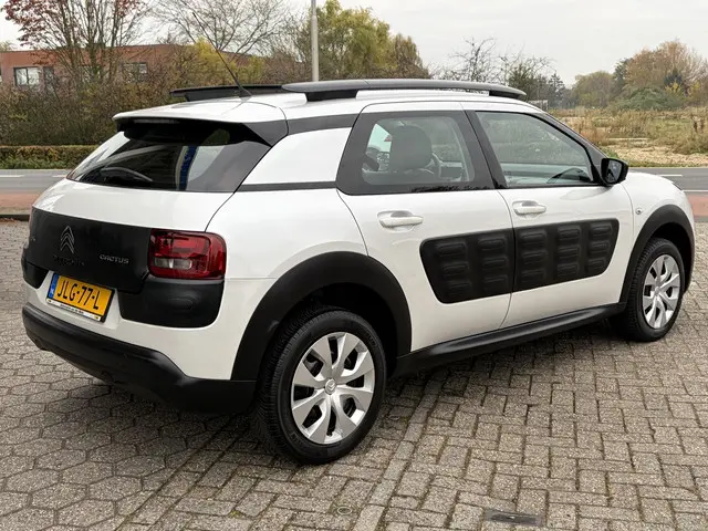 Citroën C4 Cactus 1.2 VTi Business 2014 Benzine 7