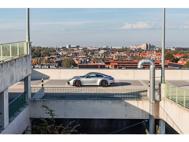 Porsche 911 3.0 Carrera 4S 2021 Benzine 21