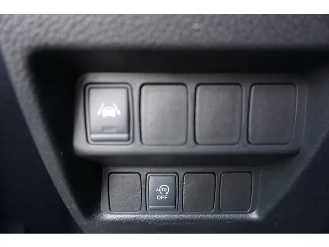 Nissan QASHQAI 1.2 Tekna 2017 Benzine 18