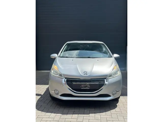 Peugeot 208 3