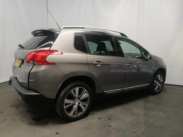Peugeot 2008 1.6 VTi Féline SCHADEAUTO!! WOK!! 2013 Benzine 6