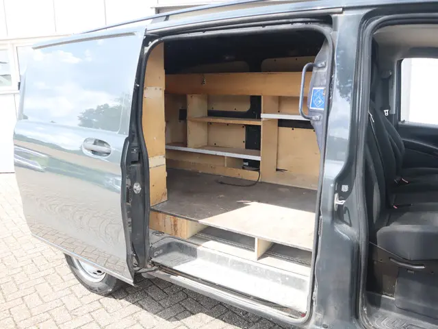Mercedes-Benz Vito 116 CDI Lang 2019 Diesel 21