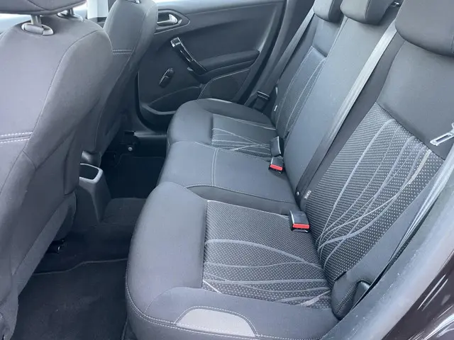 Peugeot 208 1.2 VTi Active, Airco , Carplay 2013 Benzine 13