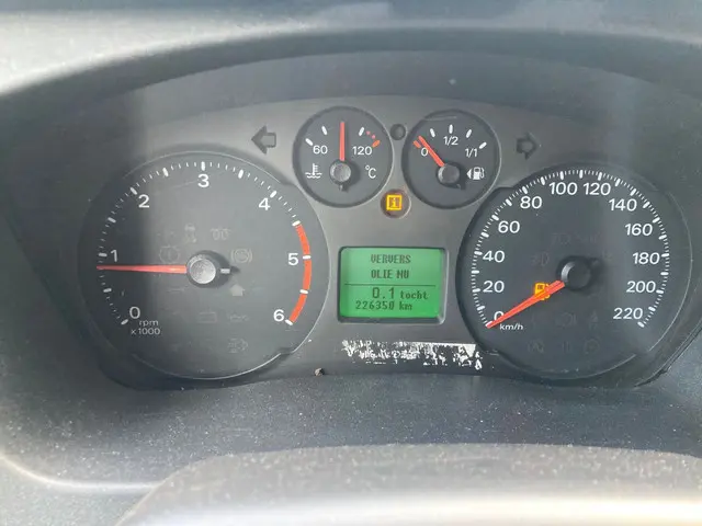 Ford Transit Kombi 300S 2.2 TDCI 2013 Diesel 13