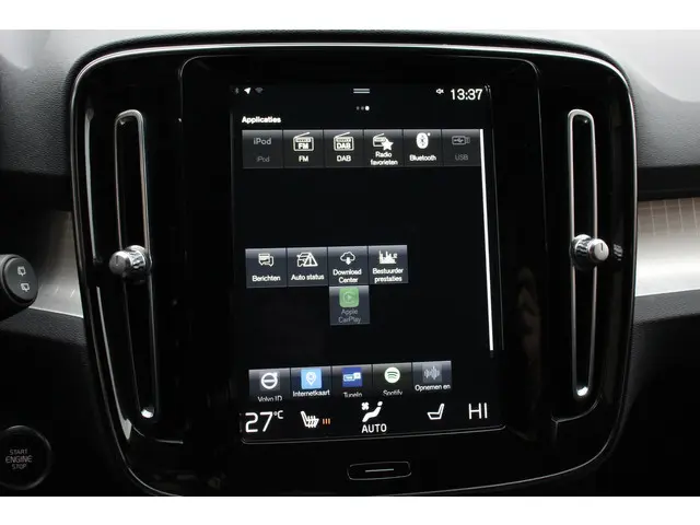 Volvo XC40 1.5 T3 163 pk Automaat Momentum 2021 Benzine 19