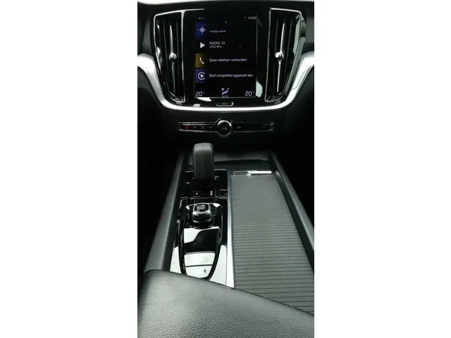 Volvo V60 2.0 B4 Momentum Business 2021 Hybride Benzine 10