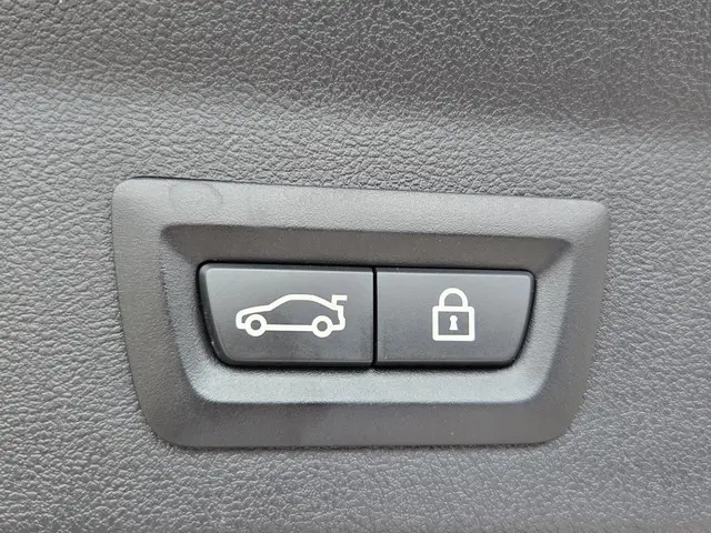 BMW X3 xDrive30e M SPORT 2022 Hybride Benzine 33