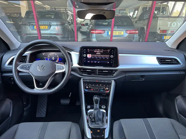 Volkswagen T-Roc 1.5 TSI Life Business 2024 Benzine 16
