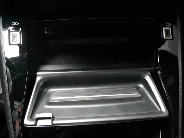 Peugeot e-208 EV GT 51 kWh 2024 Elektrisch 36