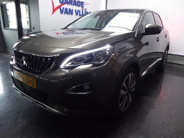 Peugeot 3008 1.2 PureTech Allure 2019 Benzine