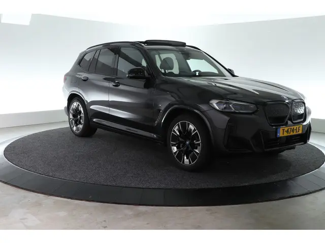 BMW iX3 M-Sport High Executive 80 kWh 2022 Elektrisch 14