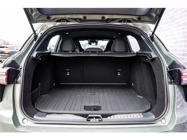 Lynk & Co 01 1.5 Core 2026 Hybride Benzine 29