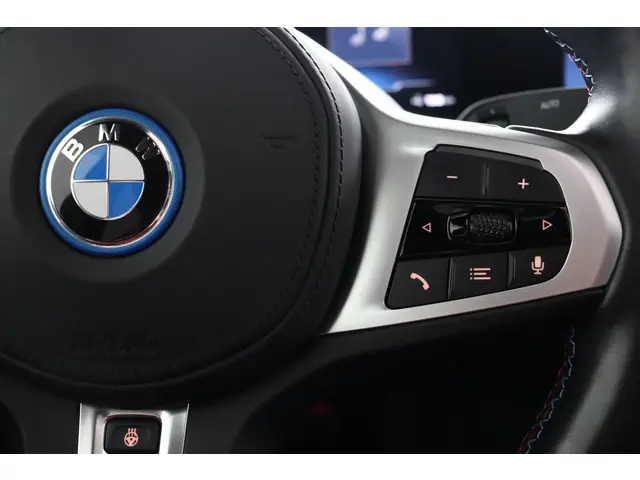 BMW i4 M50 High Executive 84 kWh 2023 Elektrisch 17