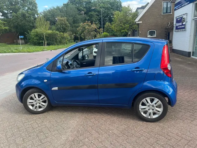 Opel Agila 1.2 Edition 2012 Benzine 9