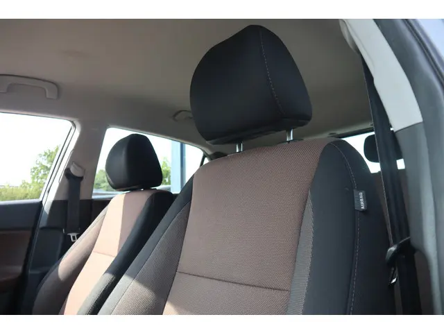 Hyundai i20 1.0 T-GDI Comfort 2018 Benzine 9