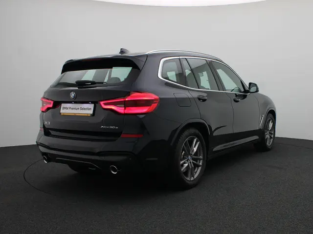 BMW X3 xDrive30e 2020 Hybride Benzine 2