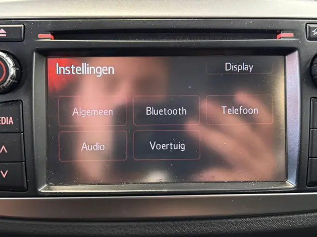 Toyota Yaris 1.0 VVT-i Now 2014 Benzine 40