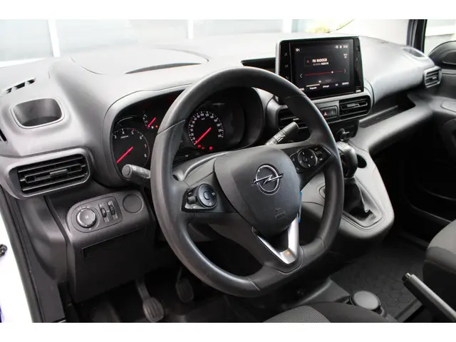 Opel Combo 1.5D L1H1 Edition 2021 Diesel 17