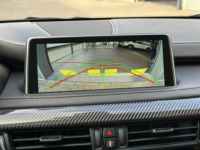 BMW X5 M 575pk 2015 Benzine 24