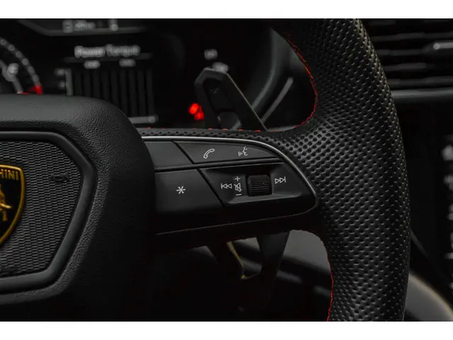 Lamborghini Urus 4.0 V8 2022 Benzine 34