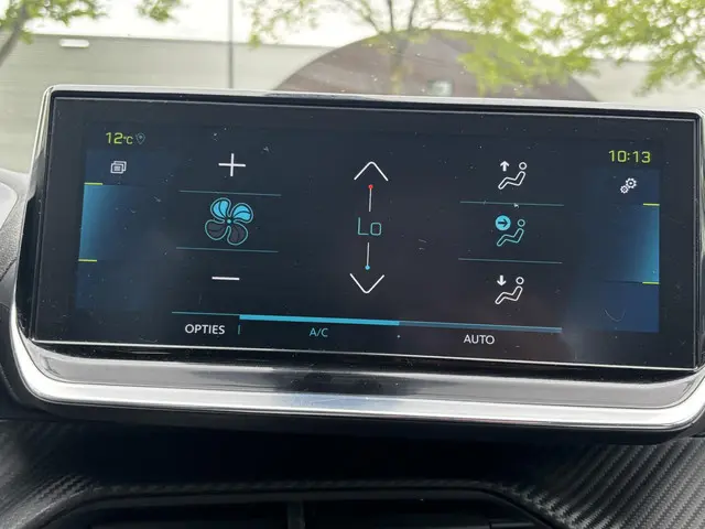 Peugeot e-2008 EV Allure 50 kWh 2020 Elektrisch 17