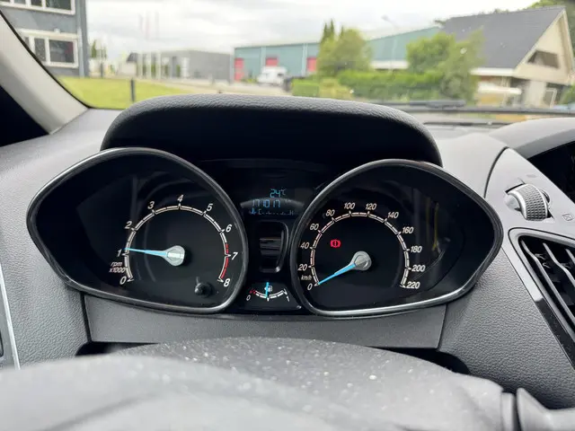 Ford B-MAX 1.0 EcoBoost Titanium 2014 Benzine 4