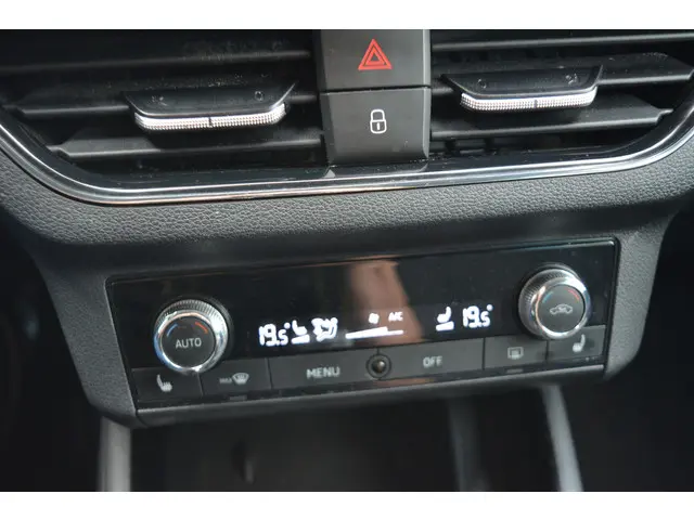 Škoda Scala 1.0 TSI Business Edition 2019 Benzine 21