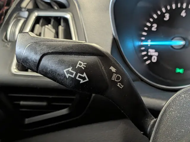 Ford Kuga 1.5 EcoBoost Vignale 2018 Benzine 15