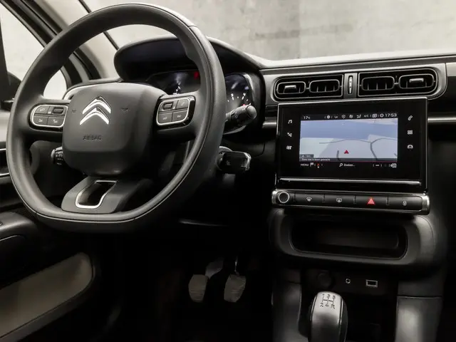 Citroën C3 1.2 PureTech Shine Sport 2018 Benzine 7