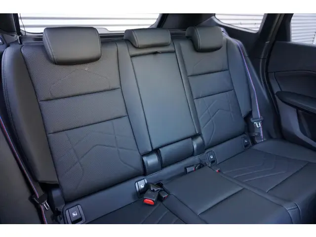 BMW iX1 xDrive30 2025 Elektrisch 10