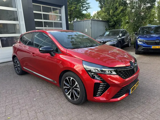 Renault Clio 1.0 TCe 90 GPF techno 2024 Benzine 3