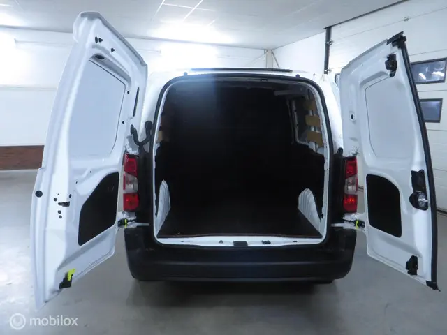 Opel Combo 1.5D L1H1 Edition 2020 Diesel 12