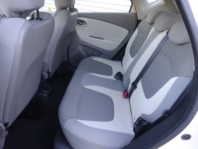 Renault Captur 0.9 TCe Expression 2013 Benzine 9