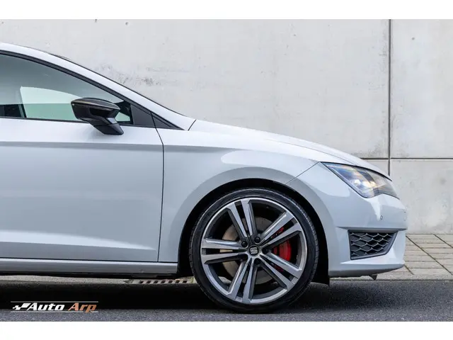 SEAT Leon 2.0 TSI Cupra 280 2015 Benzine 4