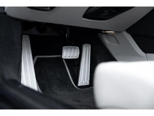 Porsche 718 Boxster S 2023 Benzine 10