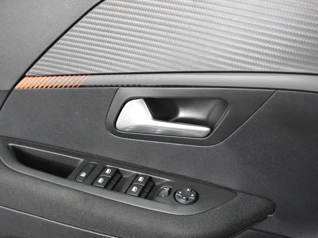 Peugeot 208 1.2 PureTech 100pk Active Pack 2021 Benzine 11