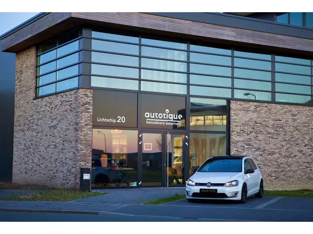 BMW 2 Serie Active Tourer 218i Business 2015 Benzine 26