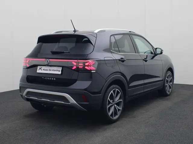 Volkswagen T-Cross 2