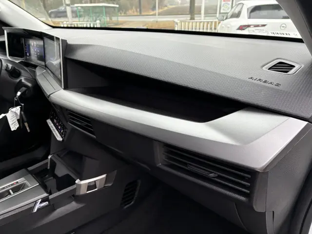 Opel Frontera Electric GS 44 kWh 2026 Elektrisch 36