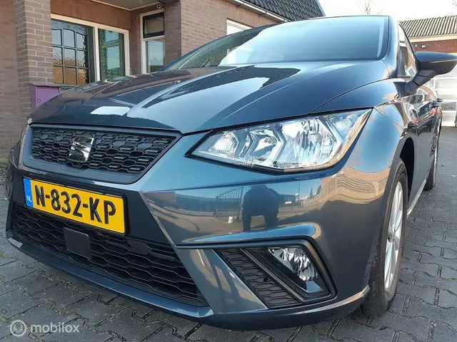 SEAT Ibiza 1.0 TSI NIEUWSTAAT met 2613 km!!!!! 2021 Benzine 2