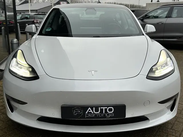 Tesla Model 3 Long Range AWD 75 kWh 2019 Elektrisch 3